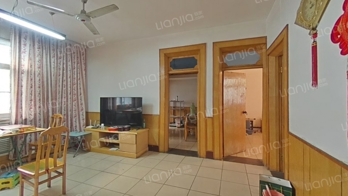 食品公司家属院二手房实景图