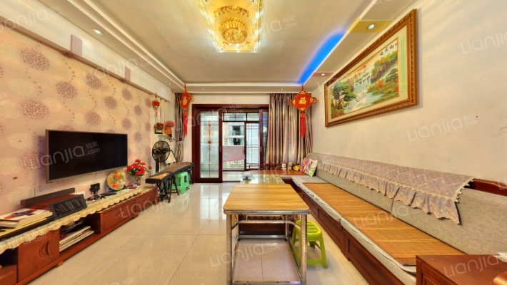 竞地阳光二手房实景图