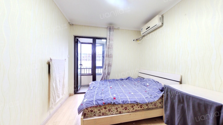 龙湖U城听蓝湾二手房实景图