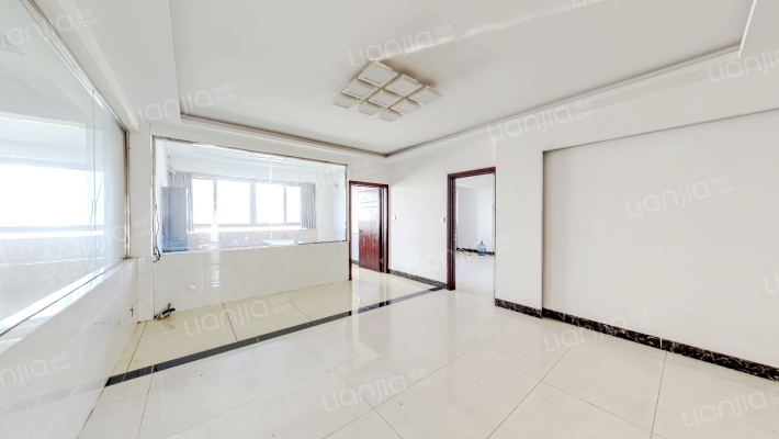 东方新天地二手房实景图