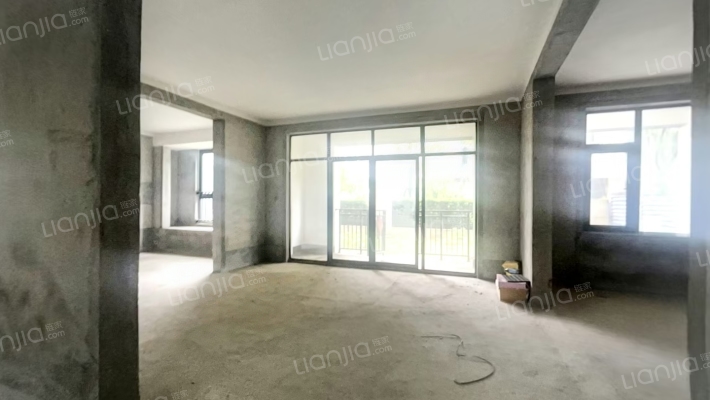 建业十八城四期二手房实景图