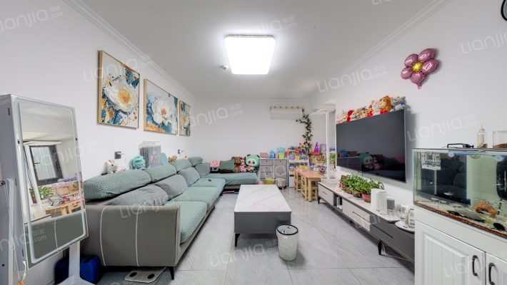 郑地新港华苑二手房实景图