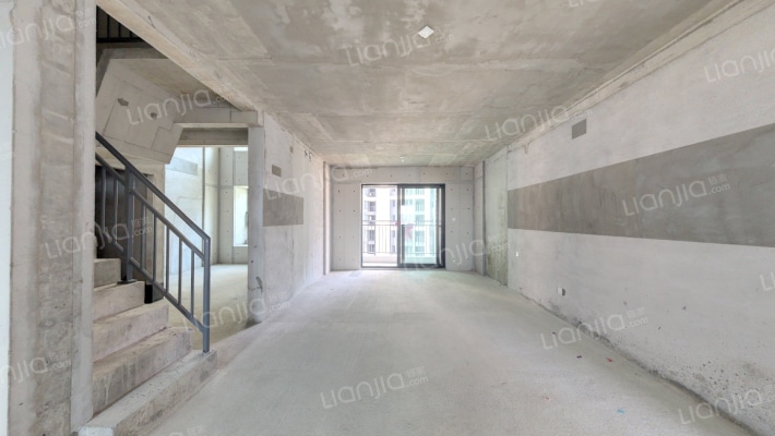 中建桃李九章二手房实景图