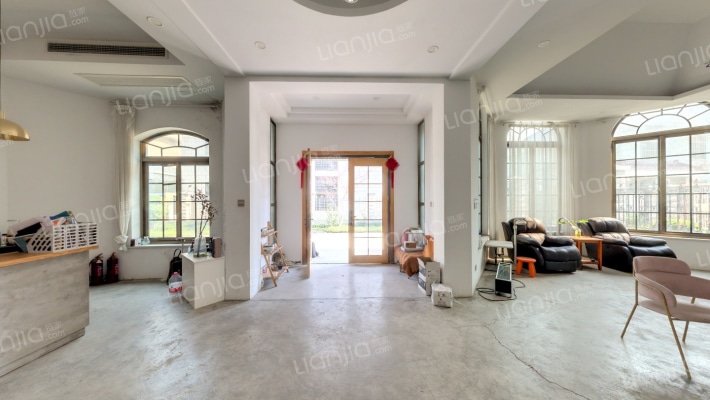 凤凰苑别墅区二手房实景图