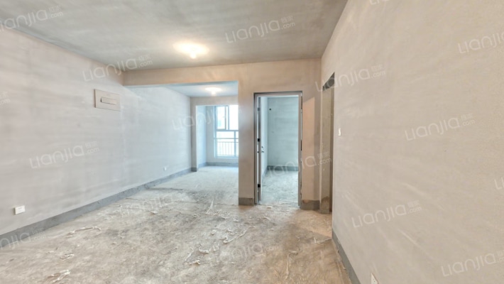 紫勋雍邸二手房实景图