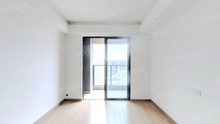 江铃新力铂萃中央二手房实景图