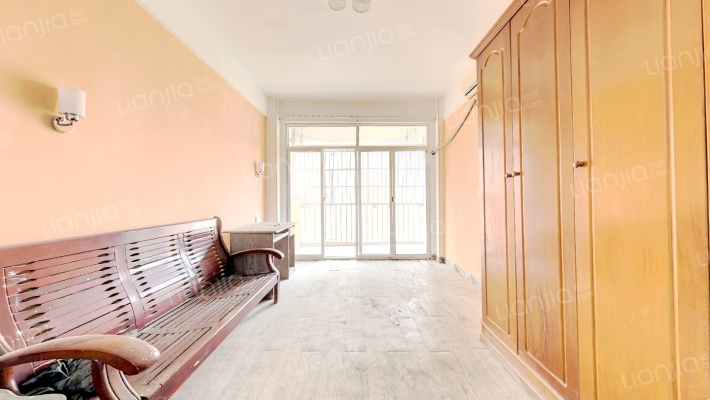 和平大道15号 二手房实景图