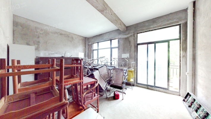 先生的山A区二手房实景图