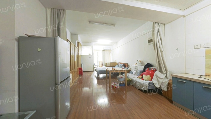 自由舱公寓二手房实景图