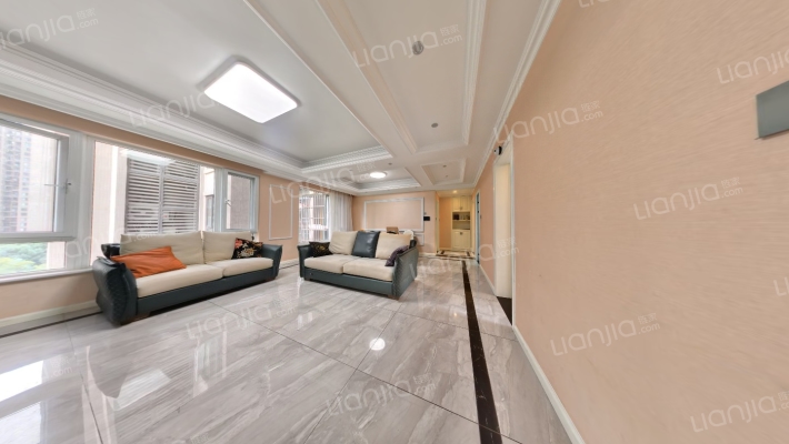 融创南湖逸家二手房实景图