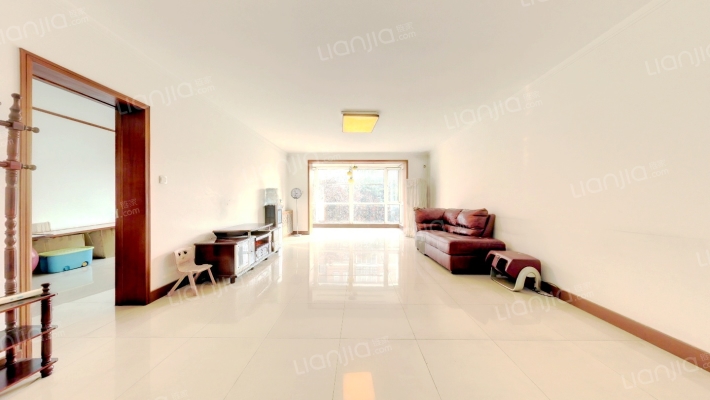 国际城一期二手房实景图