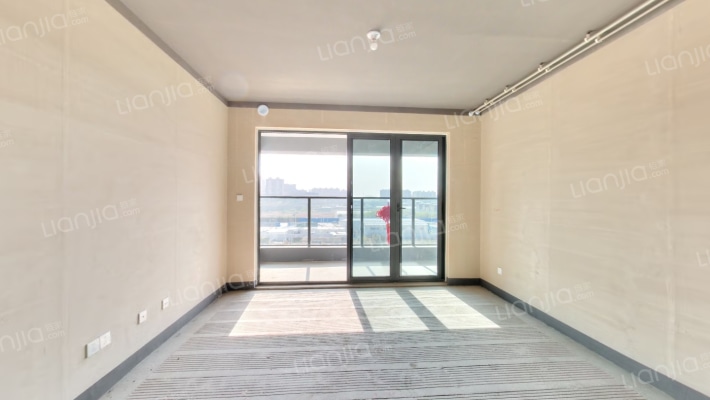 建投启元二手房实景图