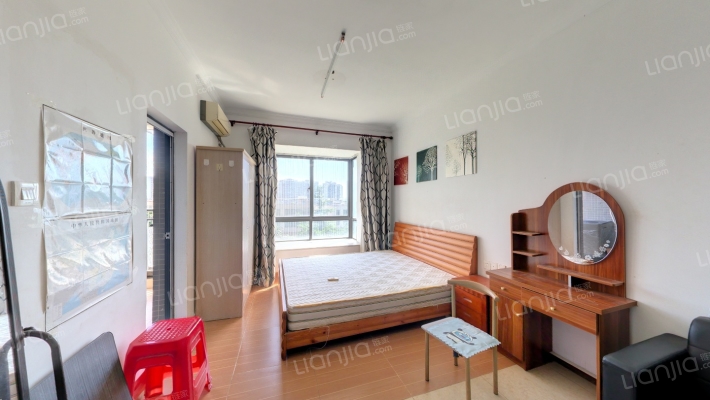 南海佳园二手房实景图