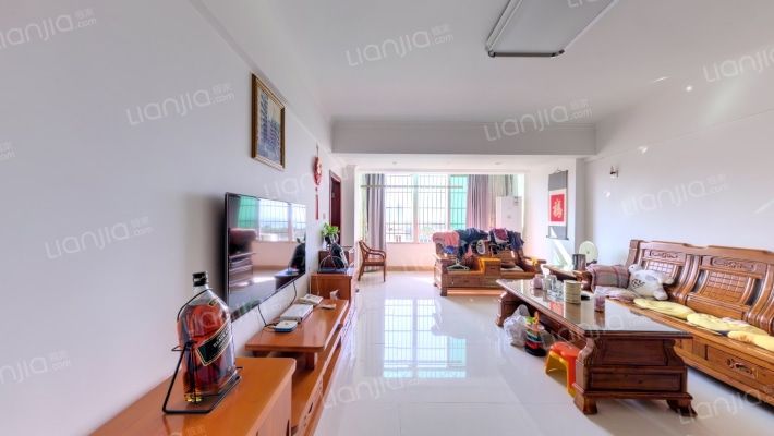 绿宝海苑二手房实景图