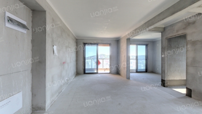 龙记玖越庭二手房实景图