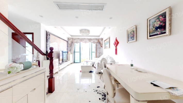 保利世纪绿洲二期二手房实景图