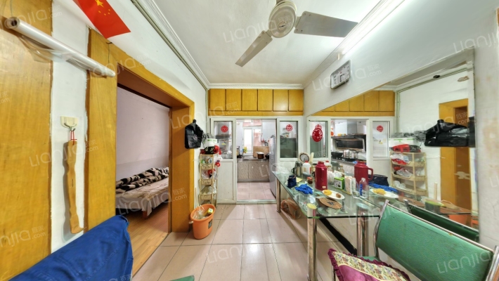 迈皋桥街184号二手房实景图