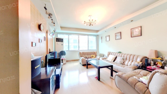 东宝花园二手房实景图