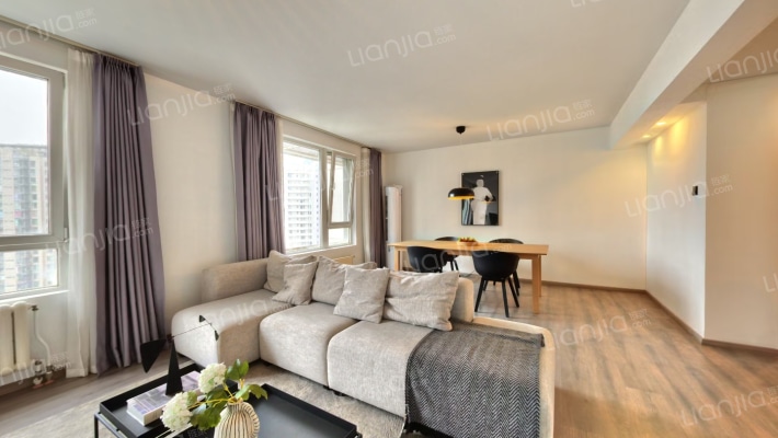 凤凰城一期二手房实景图