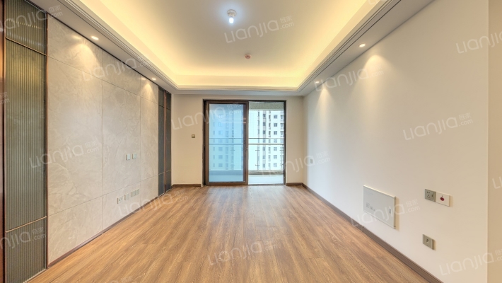 弘辉首玺豪园二手房实景图