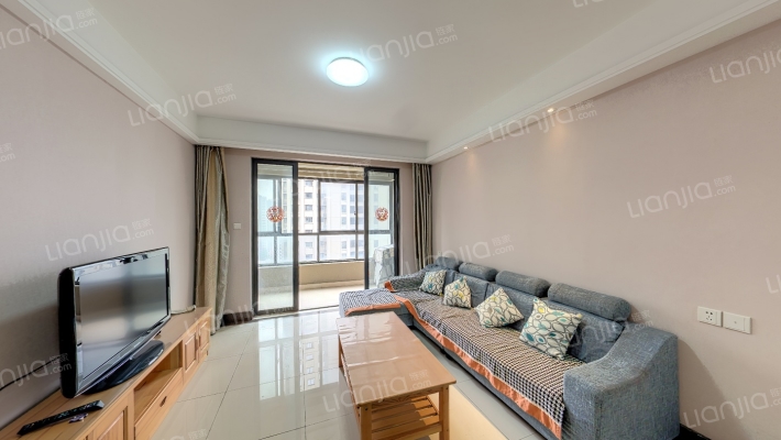 保利海上五月花C区二手房实景图