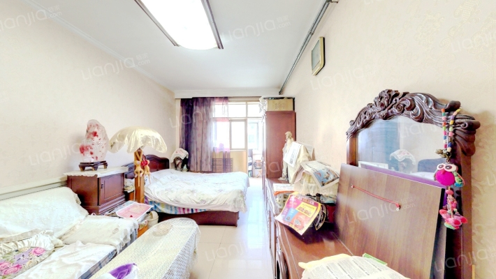 省保险公司宿舍二手房实景图