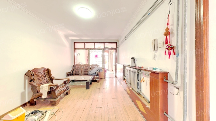 虎山花苑B区二手房实景图