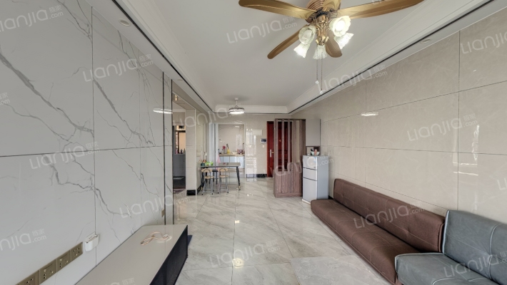 中伦东海岸二手房实景图