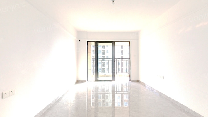 名爵玖悦二手房实景图