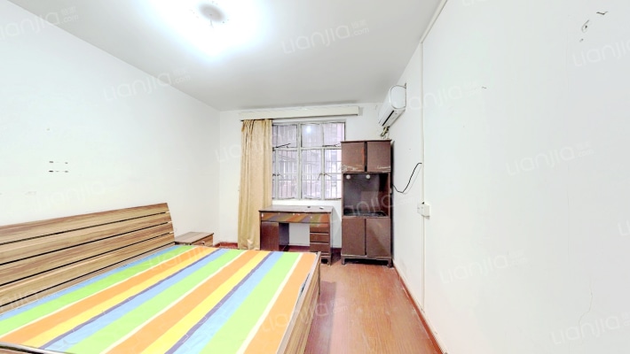 玛瑙路70号二手房实景图