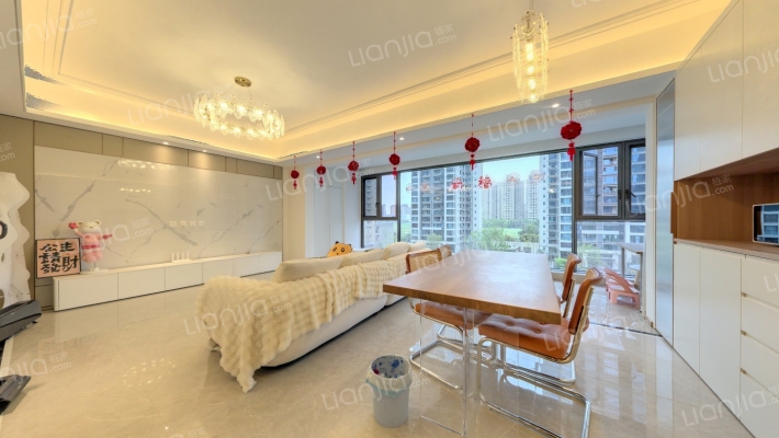 蓝润春风屿湖二手房实景图