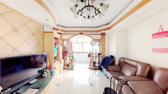 彩虹新村二手房实景图