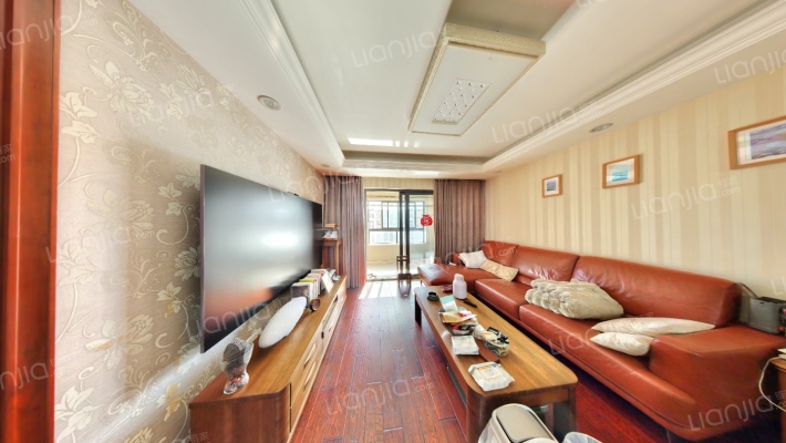 万科紫台二手房实景图