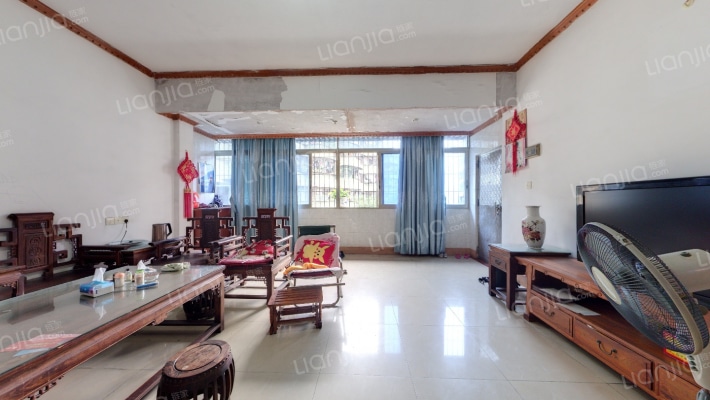 松园路二手房实景图