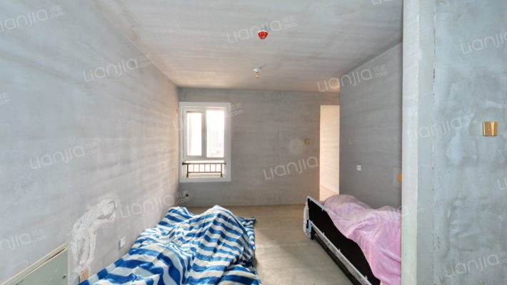 香河荣盛·花语城二手房实景图