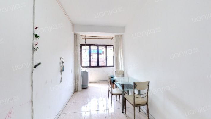 东湖公寓二手房实景图