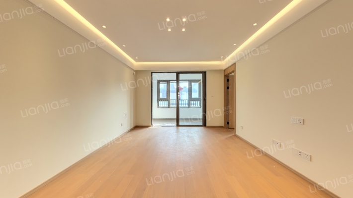 樾山林语二手房实景图