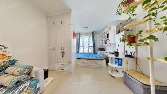 尚品格蓝二手房实景图