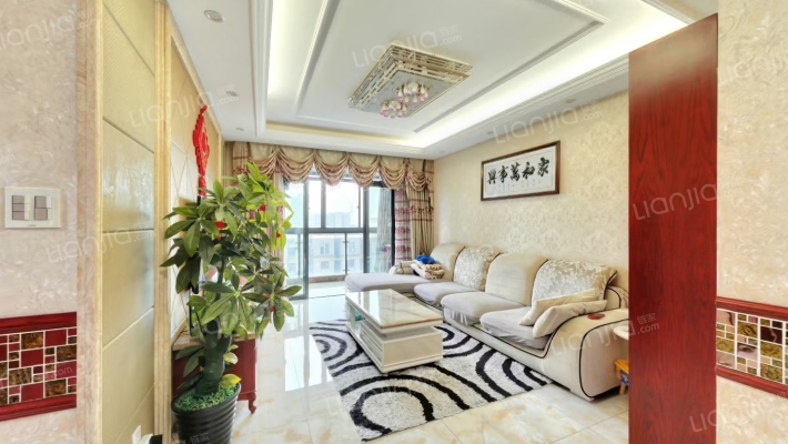 骏浩华庭二手房实景图