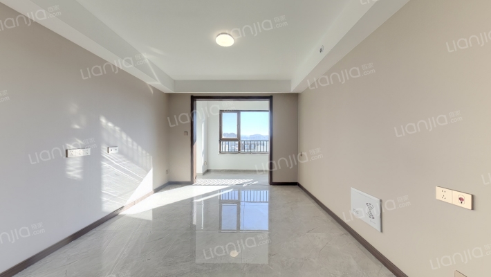 雪山万科城A11区观澜园二手房实景图