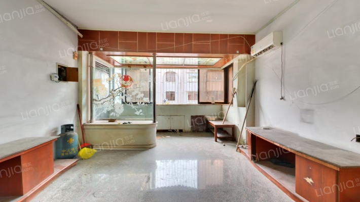 悦银街小区二手房实景图