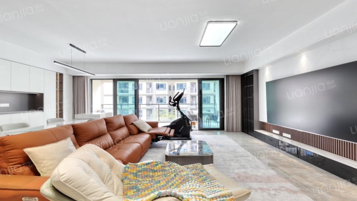 保利天珺林隐二手房实景图