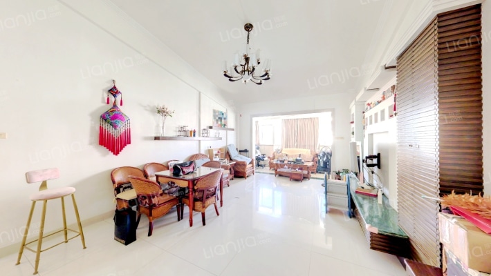 滨海湾花园二手房实景图