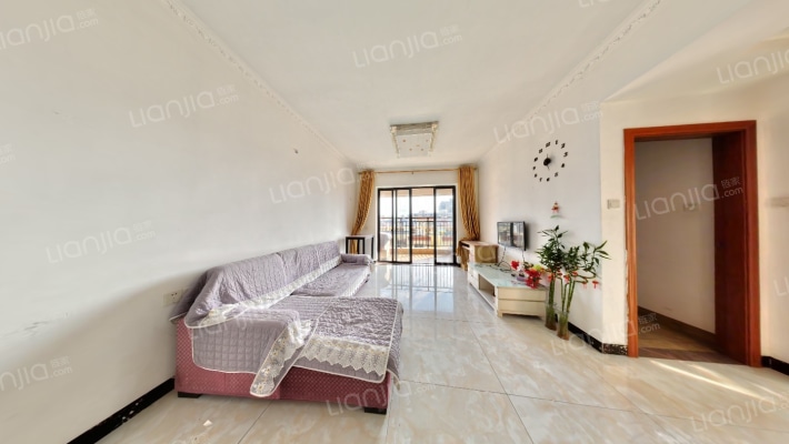 金碧蓝湾一期二手房实景图