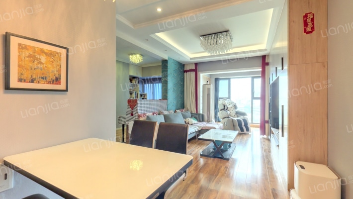 青房天韵华庭二手房实景图