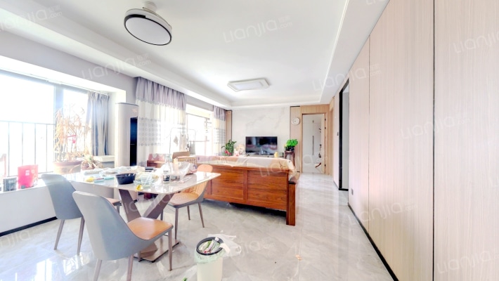 海德花园二手房实景图