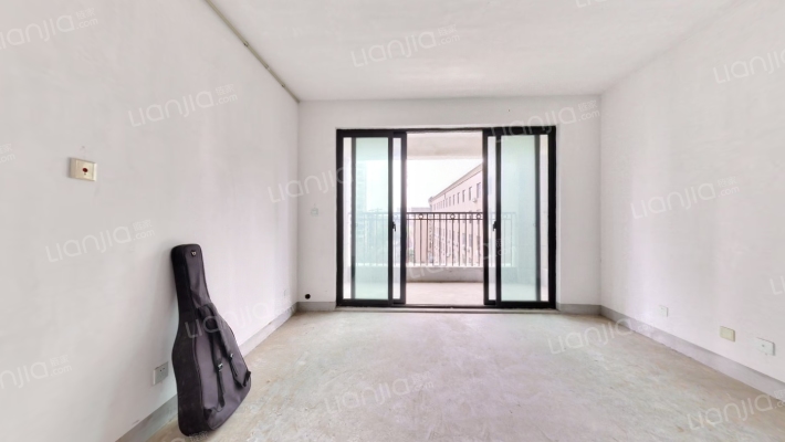 龙豪国际花园二手房实景图