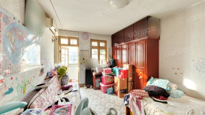 电化厂宿舍二手房实景图