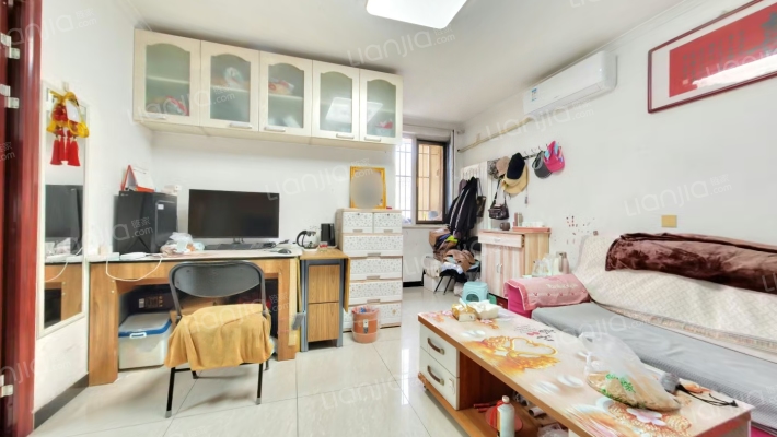 世茂维拉二手房实景图