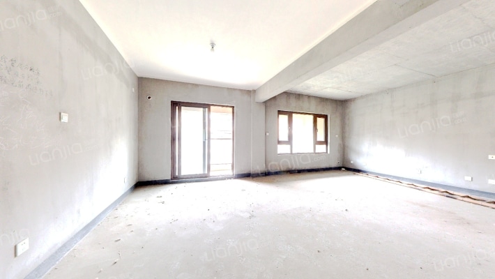 万科翠逸花园三区二手房实景图